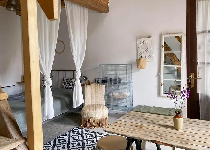 Ablak A Hegyre Vendeghaz Mindszentkálla